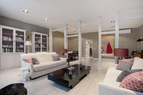 Genteel Home Huertas - image 7