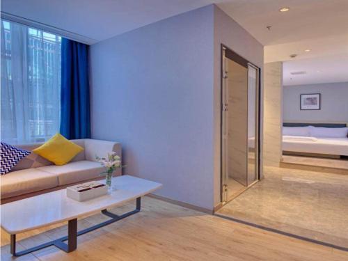 1 queen bed