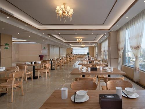 Vienna Classic Hotel Shenzhen Pingshan Bihu Shenzhen