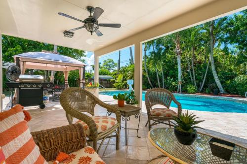 Fun Family Paradise! Lots of Activities! Sleeps 8!