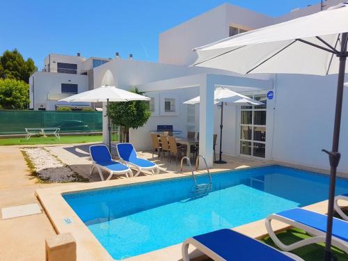 Ferienhaus in Can Picafort, nahe Playa de Muro, 4 x Schlafzimmer mit Bad