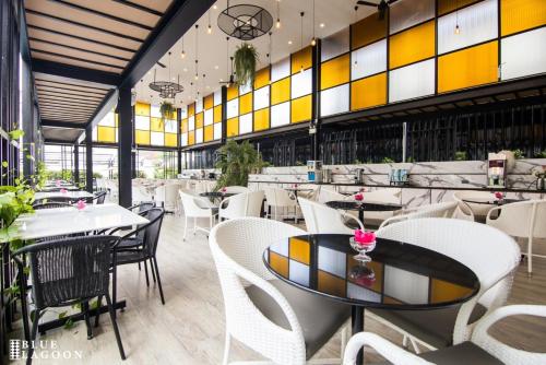 Restaurant, Blue Lagoon Hotel BY diamond near Wat Phrathat Doi Tong