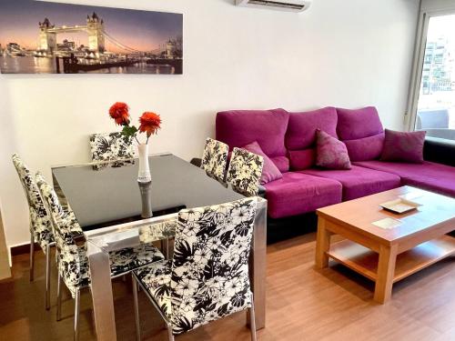 APARTBEACH EUROPEOS JUNTO PLAYA CLIMATIZADO CON GRAN TERRAZA y MUY LUMINOSO