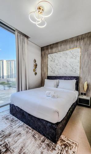 STAY BY LATINEM Luxury 2BR Holiday Home CV B601 near Burj Khalifa, Dubaj (zdjęcie 4)