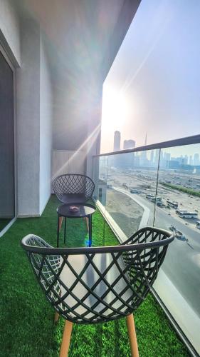 STAY BY LATINEM Luxury 2BR Holiday Home CV B601 near Burj Khalifa, Dubaj (zdjęcie 8)
