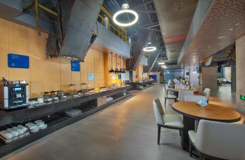 Étterem, Holiday Inn Express Beijing Shijingshan Parkview By IHG in Shijingshan terület