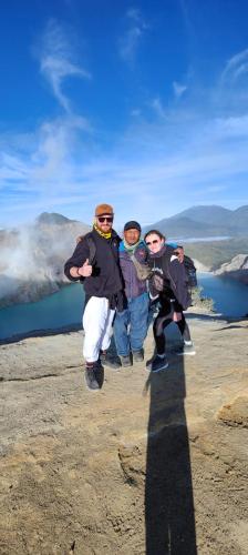 ijen basecamp photo