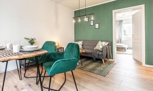 MESSE+UNI: Modern & Stylish for 4: Kitchen+Parking - image 13