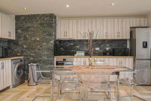Iekārtas, Lavish 2 bed sleeps 5 near Lanark in Carstairs