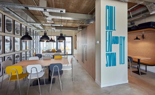 Hostelfly Madrid Airport, Madrid (photo 8)