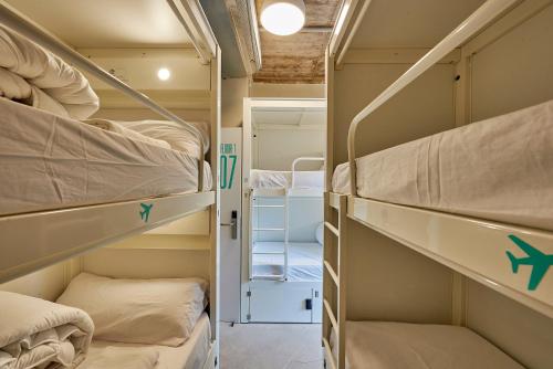 Bed in 6-Bed Mixed Dormitory Room