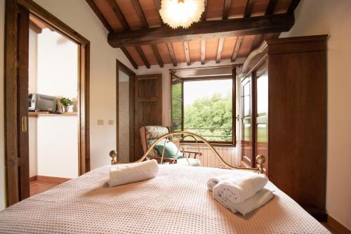 Casetta di Butia, Ginestra apartment with swimming pool in Borgo A Mozzano