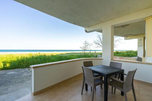 . Beachfront apartment with exclusive access
