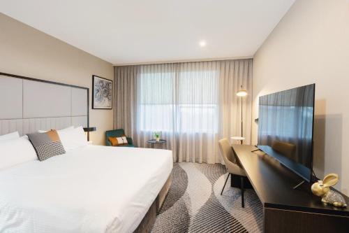 โรงแรม รอยัล แปซิฟิค (Royal Pacific Hotel) in นอร์ท ชอร์