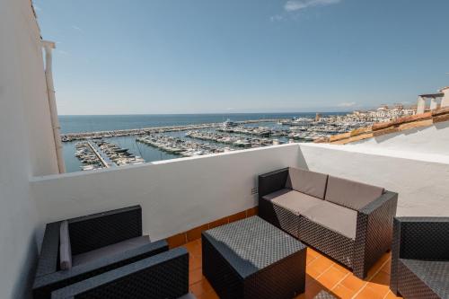 Penthouse in Puerto Banus with sea and marina views, Marbella (foto 6)