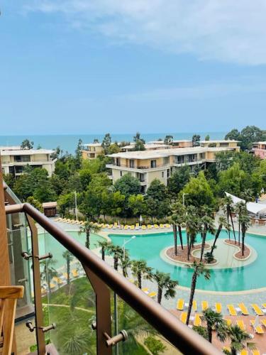 Studio Apartment with Sea View