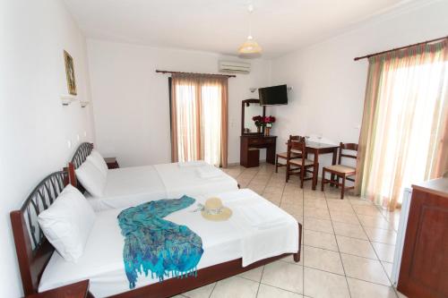 Lady Elena Hotel in Ammoudia