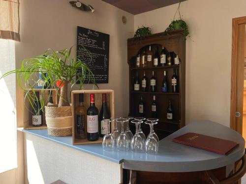 Logis Hotel Restaurant Le Phare - image 4