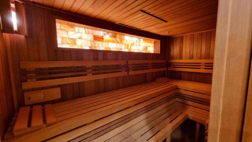 Spa, Hotel Savoy near Petrin