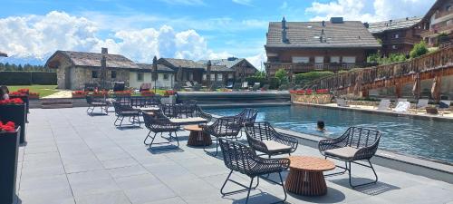 Apartment 24 Hotel Etrier pool & spa in 克萊恩蒙塔納