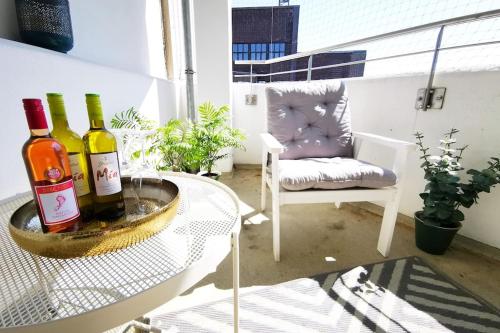 HH 04 by ROCKCHAIR - SUPERHOST Status - Modernes Apartment mit sonnigem Balkon & premium Boxspringbetten in Winterhude - Hamburg Top Geheimtipp, Hamburk (fotografie 7)