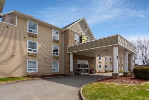 Super 8 by Wyndham Trois-Rivieres