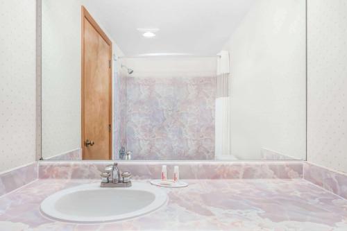 Travelodge by Wyndham Juneau - image 3