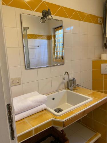 Casa Del Viandante Home Holiday and Rooms 5