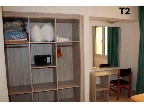 Apartment with Terrace image 4