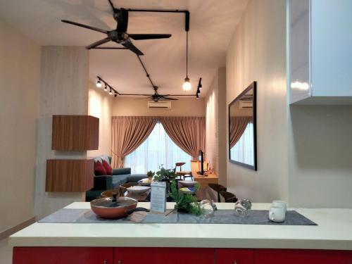 OUG Signature 3Br 6pax Old Klang Road, Куала-Лумпур