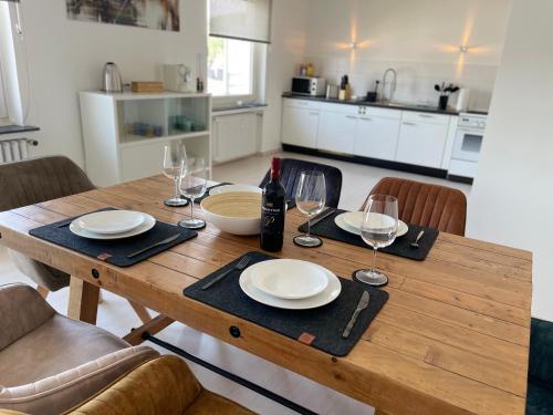 Luxus über 2 Etagen mit Balkon in Elberfeld, Wuppertal (Foto 2)