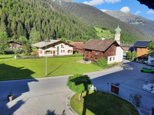 ทัศนียภาพ, Valbella Appartements in พาร์เทเนิน