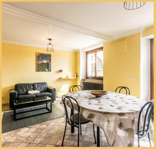 Maison de village T4 3 chambres avec parking gratuit Monnetier-Mornex