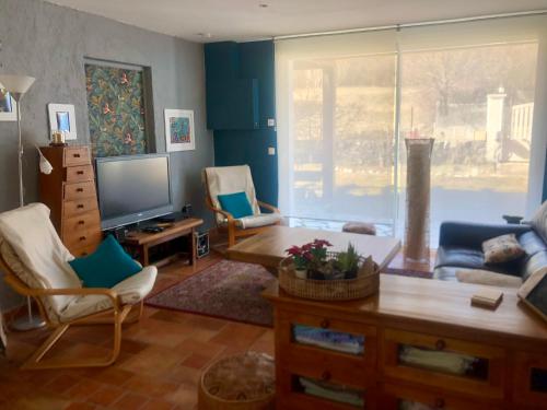 la villa provençale (la villa provencale) in La Motte-Chalancon