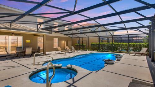 5336oa Gorgeous 5 Bed Sf Pool Villa In Solterra in Davenport, USA
