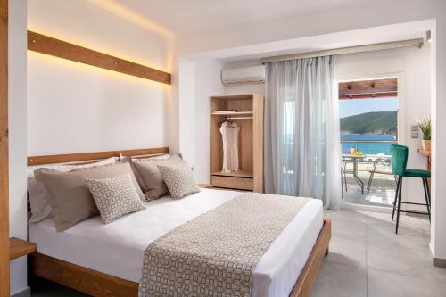 Ploumisti Sea View Suite