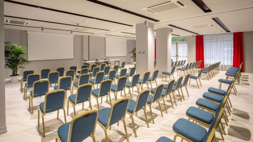 Hotel American Palace Eur - image 7