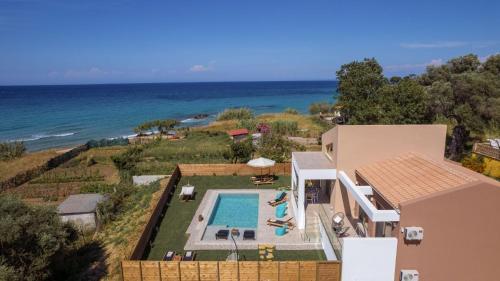 A környék, Aktis Elegant Villa in Alykanas