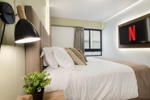 Chic 2BR, Luxe in the heart of Miraflores