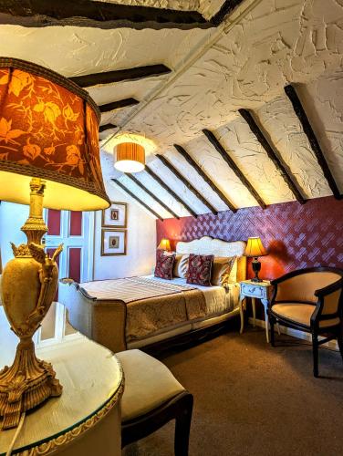 Brookside Hotel & Residents Bar , Cozy lounge areas & Terrace ,Suitable for Solo Travelers Couples Educational Groups Families & Contractors welcome, Chester (Foto 4)