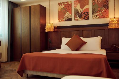 1 double bed