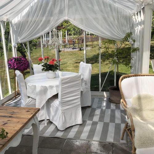 Сад, Susannes B&B in Мар'єхамн