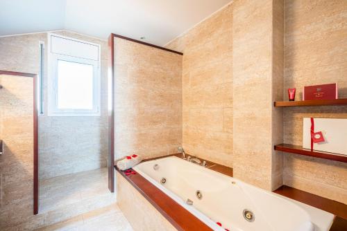 Winahost Casa familiar con piscina in Canovellas