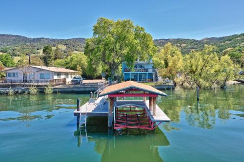 Lakefront 2 Unit Cabin