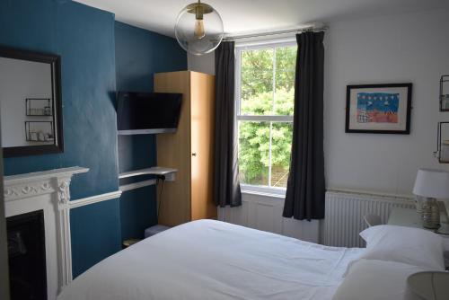 Colson House - image 8