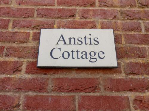 Anstis Cottage