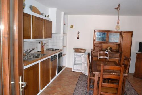  Casa tipica a Meride Al Punt da Gian in Meride