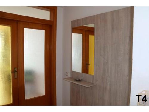 Apartment with Sea View image 8