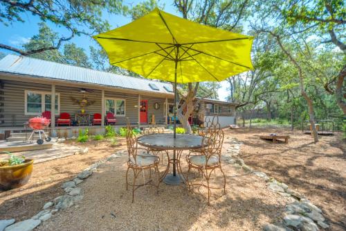 Inn the Woods Family Cabin with Hot Tub and Fire Pit