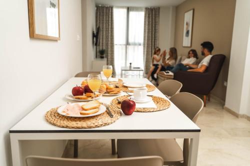 Three-Bedroom Apartment (5 Adults) image 5